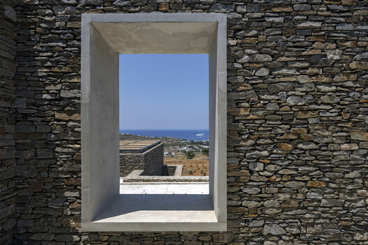 Casa PetrA / React Architects - Fotografia de Interiores, Concreto