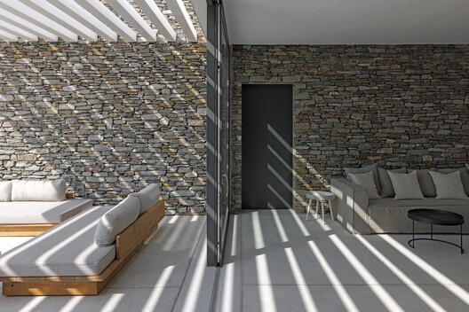 Casa PetrA / React Architects - Fotografia de Interiores, Concreto