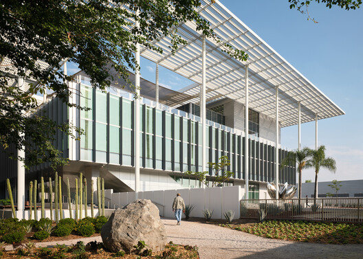 New U.S. Consulate General Guadalajara / Miller Hull Partnership - Exterior Photography