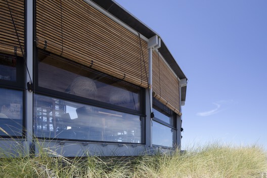 Sétimo Ano de Praia Beach Support Facility / Lousinha Arquitectos - Imagem 6 de 20