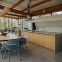 Casa TM / Horizontal Arquitetura e Design - Fotografía interior, Cocina, Madera, Encimera, Mesas, Iluminación, Sillas
