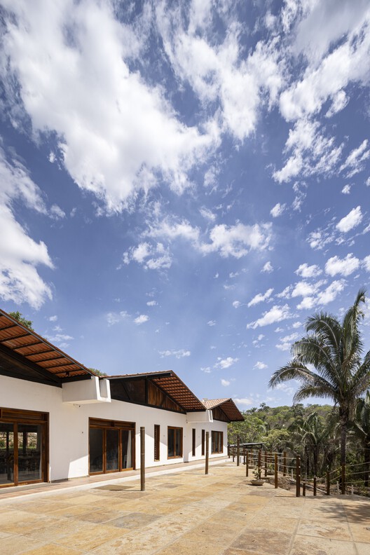 Casa Arajara / Lins Arquitetos Associados - Fotografia de Exterior