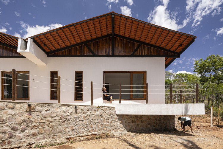 Casa Arajara / Lins Arquitetos Associados - Fotografia de Exterior, Madeira, Escada