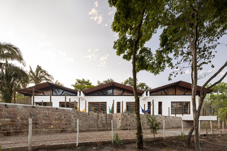 Casa Arajara / Lins Arquitetos Associados - Fotografia de Exterior