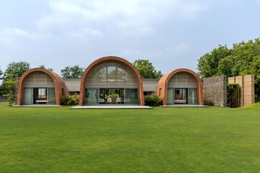 Vault House / MS DESIGN STUDIO