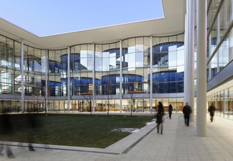 De Beirut a Madrid: programas de educación global de las Fundaciones Zaha Hadid, Norman Foster y SOM - Imagen 7 de 8