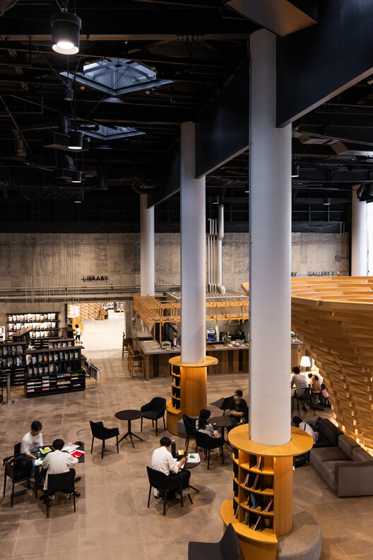 Mirikaroden Nakagawa Cultural Complex / Furumori Koichi architectural design studio - Interior Photography, Lighting, Chair