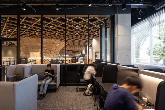 Mirikaroden Nakagawa Cultural Complex / Furumori Koichi architectural design studio - Interior Photography, Living Room, Lighting, Chair, Glass