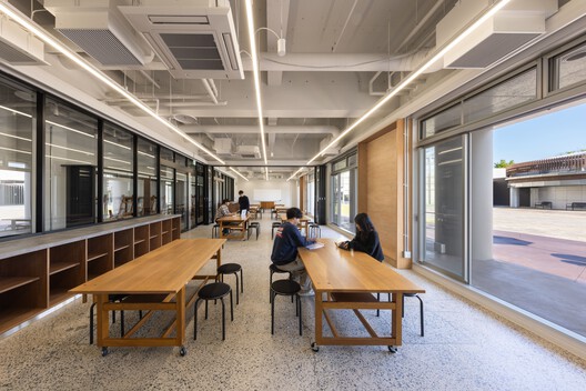 Mirikaroden Nakagawa Cultural Complex / Furumori Koichi architectural design studio - Interior Photography, Glass