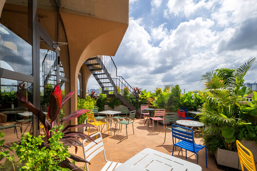 La Residencia en la Junglae / ROOM+ Design & Build - Fotografía exterior, Balcón