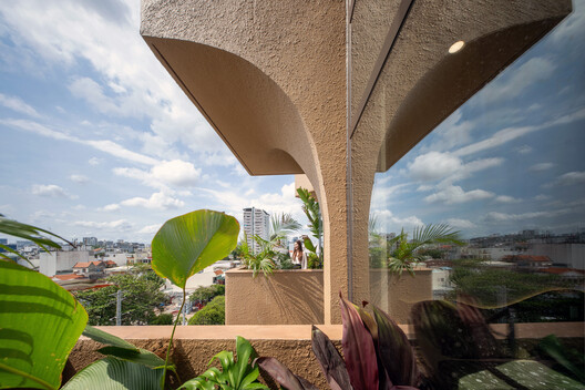 La Residencia en la Junglae / ROOM+ Design & Build - Imagen 24 de 41