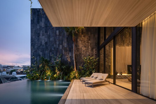 From Inside Looking Out House / K-Thengono Design Studio - Interior Photography