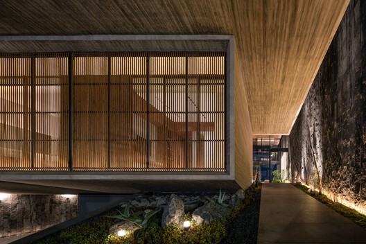 From Inside Looking Out House / K-Thengono Design Studio - Exterior Photography