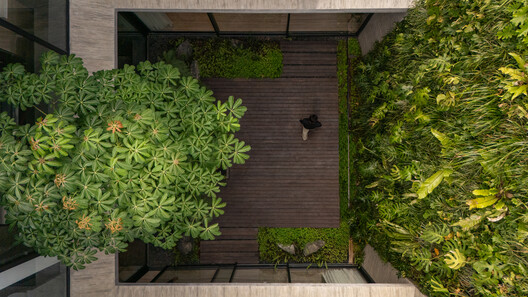 From Inside Looking Out House / K-Thengono Design Studio - Exterior Photography, Garden, Courtyard