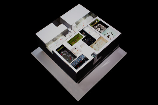 OMA/Shohei Shigematsu Designs Louis Vuitton’s “Visionary Journeys” First Museum Presentation in Osaka - Image 34 of 36