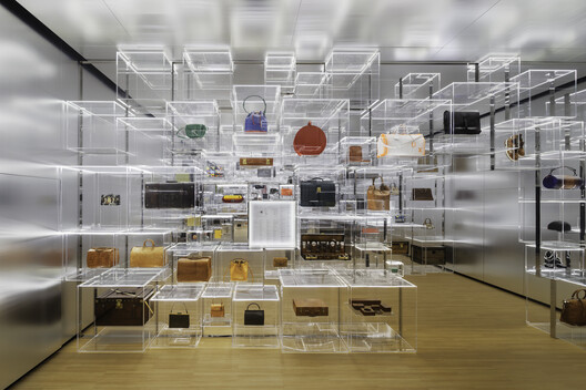 OMA/Shohei Shigematsu Designs Louis Vuitton’s “Visionary Journeys” First Museum Presentation in Osaka - Image 3 of 36