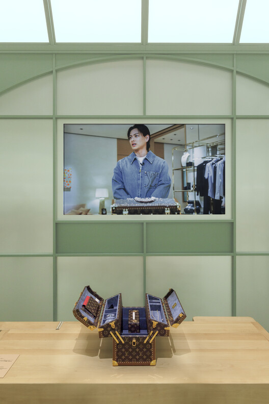 OMA/Shohei Shigematsu Designs Louis Vuitton’s “Visionary Journeys” First Museum Presentation in Osaka - Image 20 of 36