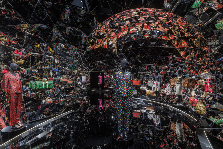 OMA/Shohei Shigematsu Designs Louis Vuitton’s “Visionary Journeys” First Museum Presentation in Osaka - Image 2 of 36