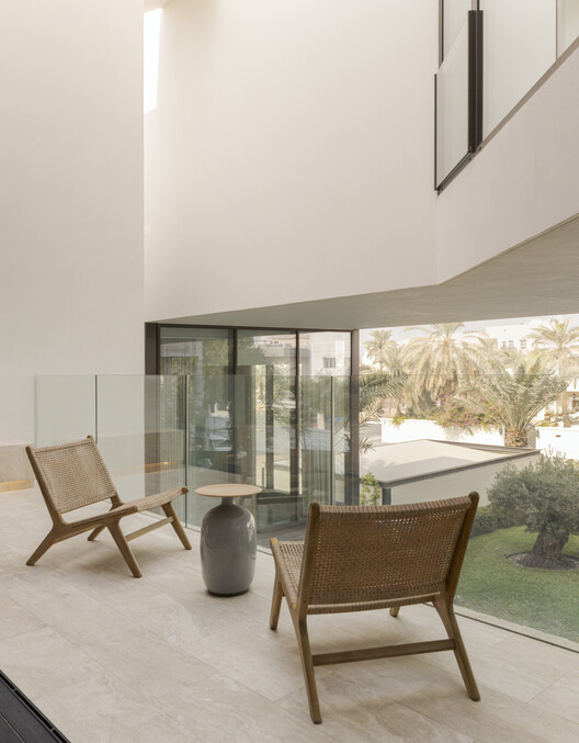 Cleft House / TAEP/AAP - Interior Photography, Living Room, Wood, Chair
