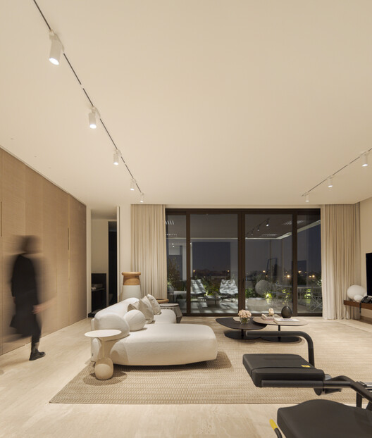 Cleft House / TAEP/AAP - Interior Photography, Living Room, Lighting, Chair