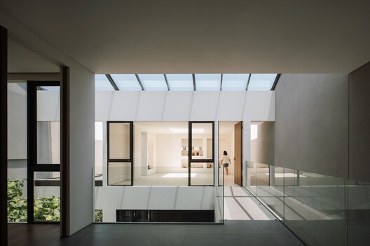 DK.52 House / Studio Avana - Image 10 of 27