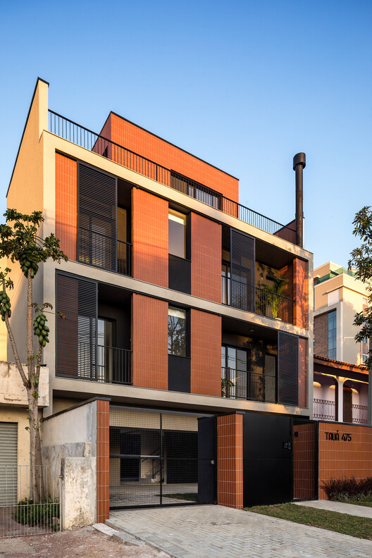 Edifício Tauá / Küster Brizola Arquitetos - Fotografia de Exterior, Fachada, Balcão