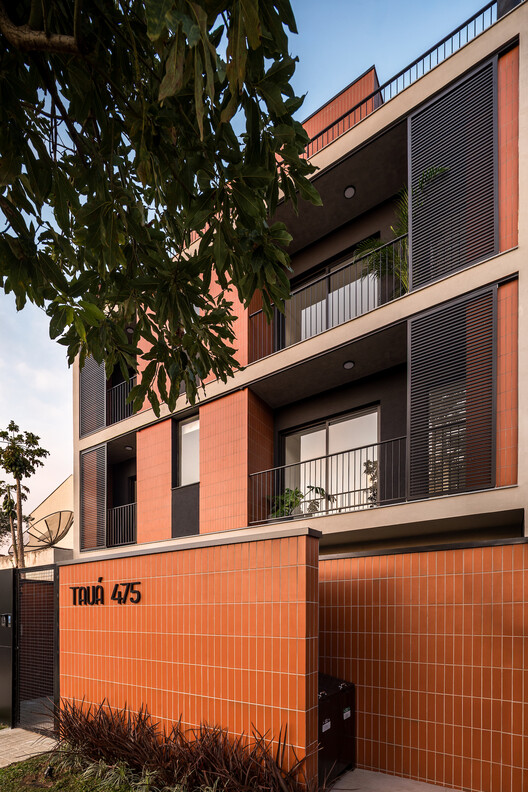 Edifício Tauá / Küster Brizola Arquitetos - Fotografia de Exterior, Balcão