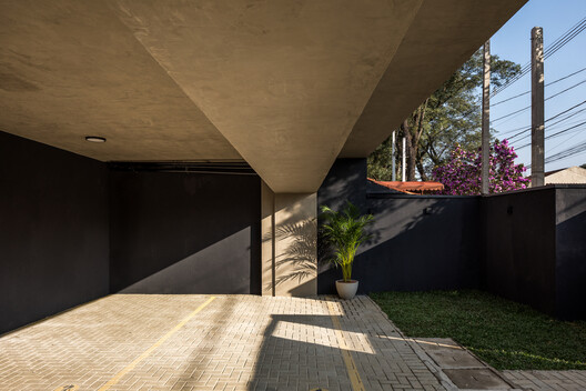 Edifício Tauá / Küster Brizola Arquitetos - Fotografia de Interiores, Concreto