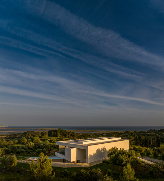 Ria House / Mário Martins Atelier - Exterior Photography