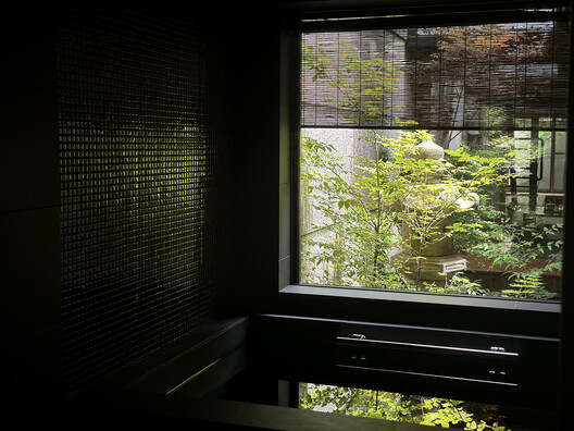 House Mokusei / atelier yoo - Exterior Photography, Glass