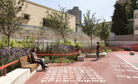 Co-Designing with Nature: How Communities Are Becoming Stewards of Urban Biodiversity - Image 3 of 7