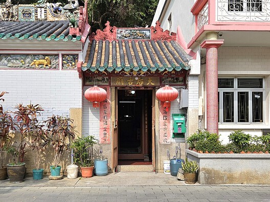 Longevity Through Renewal: The Enduring Wisdom of Hong Kong's Water Villages - Image 15 of 18