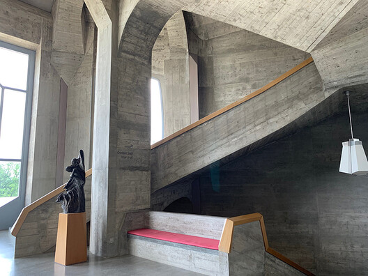 Living Cycles in Regenerative Architecture: Lessons from the Goetheanum - Image 5 of 14