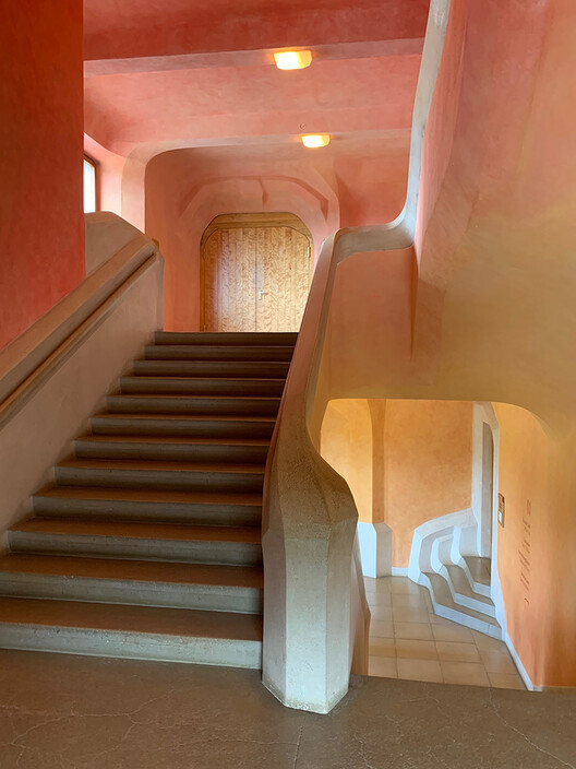 Living Cycles in Regenerative Architecture: Lessons from the Goetheanum - Image 4 of 14