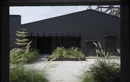 TDX Ice Factory / NU architecture & design - Exterior Photography, Concrete, Courtyard