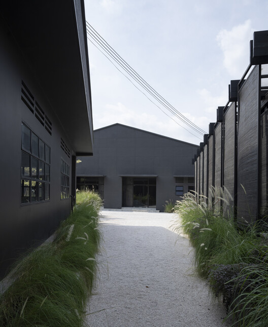 TDX Ice Factory / NU architecture & design - Exterior Photography, Concrete, Courtyard