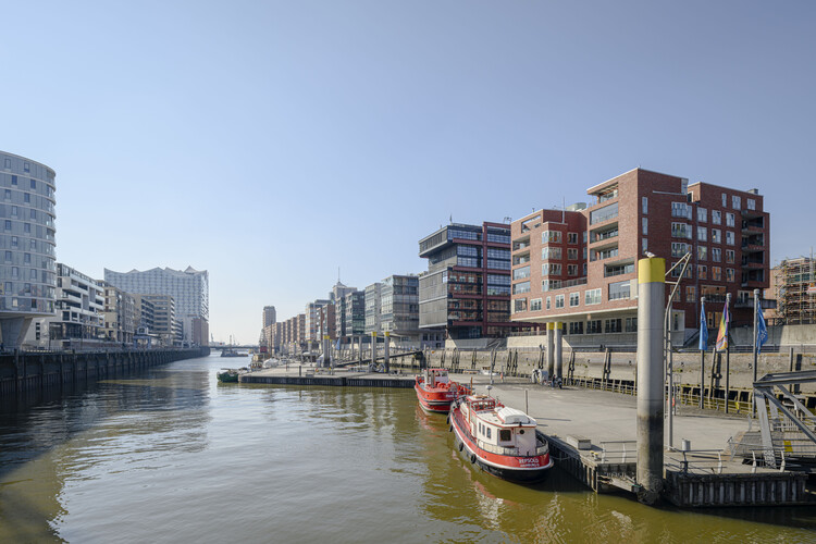 DAM Explores the Challenge of New Urban Neighborhoods in Germany with “Building Cities Today?” - Image 20 of 28