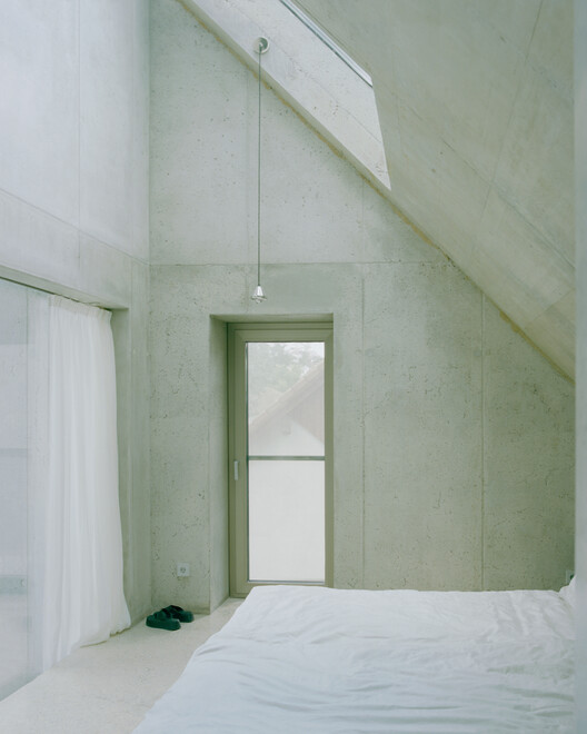 Casa perto de Viena / Balissat Kaçani + Jann Erhard - Fotografia de Interiores, Dormitório