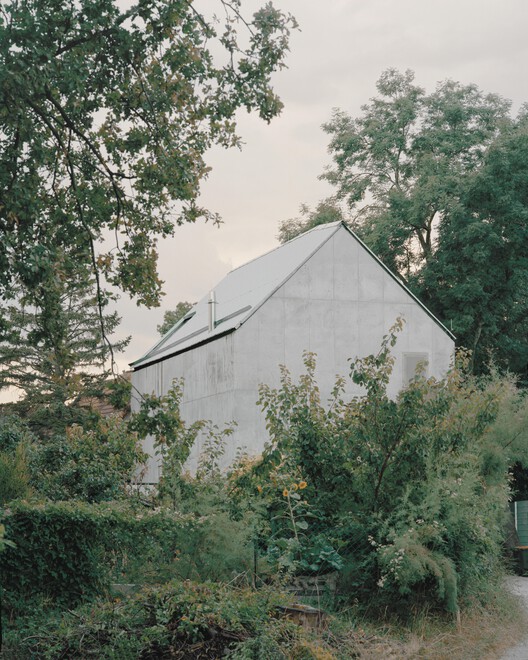 House near Vienna / Balissat Kaçani + Jann Erhard