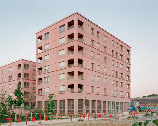 ES3 Collective Housing / Lemoal Architectes + 2PM A - Exterior Photography, Facade
