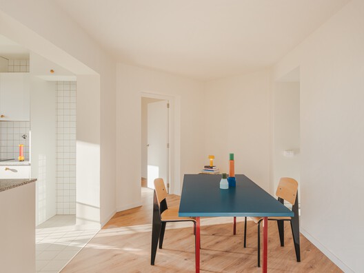 Illa Glòries Social Housing / Cierto Estudio - Interior Photography, Wood, Table, Chair