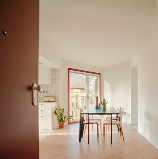 Illa Glòries Social Housing / Cierto Estudio - Interior Photography, Dining room, Wood, Chair