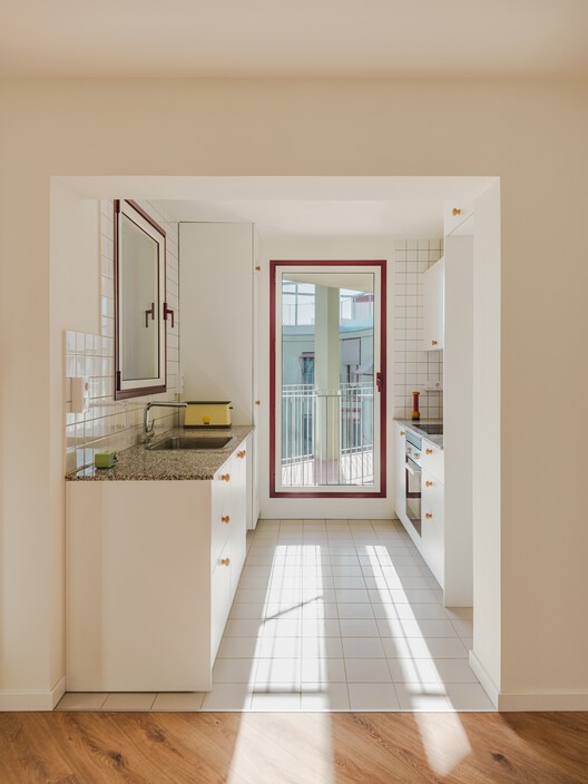 Illa Glòries Social Housing / Cierto Estudio - Interior Photography, Wood, Countertop