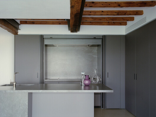 Casa E.T. Renovation and Extension / Studio Bocchi - Interior Photography, Kitchen, Countertop, Glass
