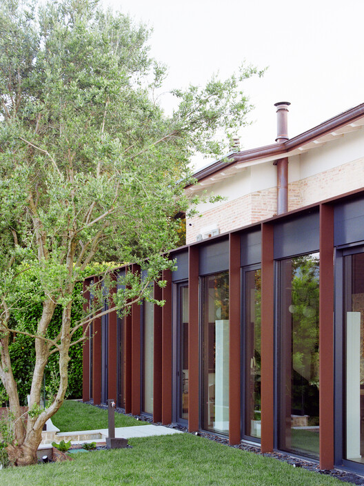 Casa E.T. Renovation and Extension / Studio Bocchi - Exterior Photography, Wood, Garden, Courtyard