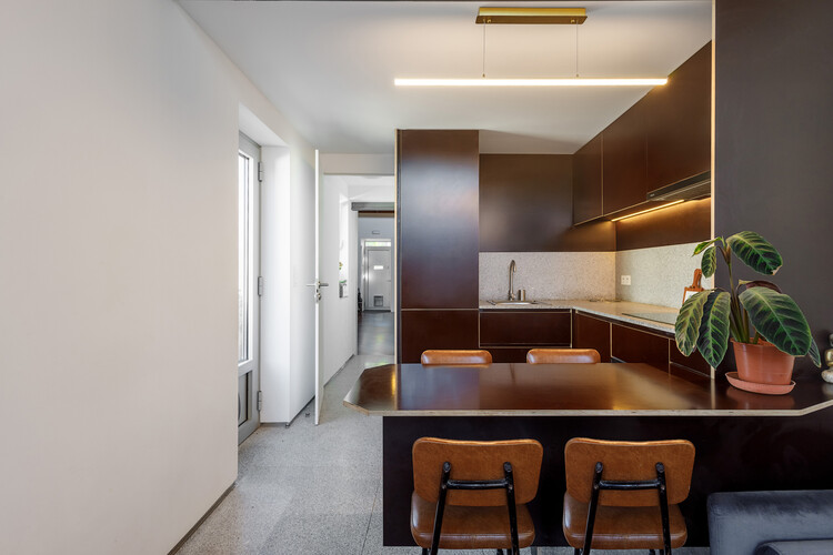 Reabilitar como gesto de escuta: uma casa no Porto - Imagem 19 de 20