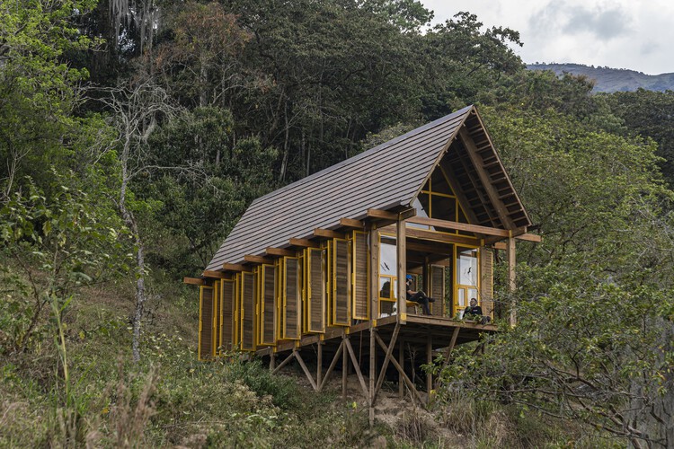 Lamarilla Reforestation House / Quena Margarita Gonzalez Escobar + Juan David Hoyos Taborda – ArchDaily
