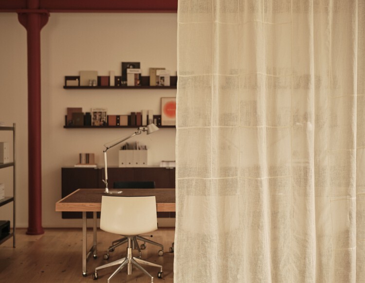 Espacio de trabajo SALT / THISS Studio - Fotografía interior, Madera