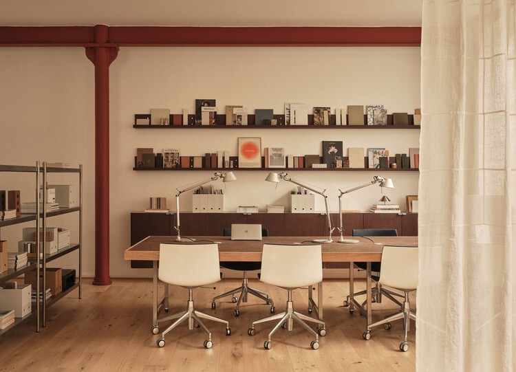 Espacio de trabajo SALT / THISS Studio - Fotografía interior, Comedor, Madera, Mesas, Sillas, Estanterías, Iluminación