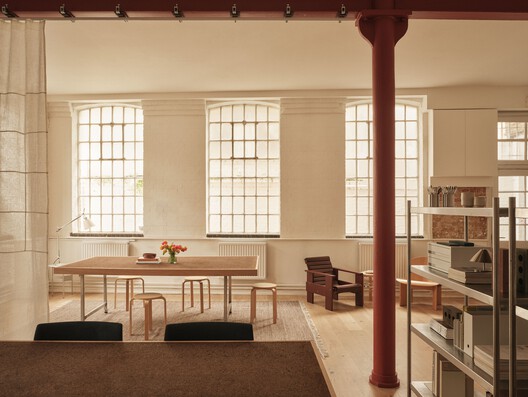 SALT Workspace / THISS Studio